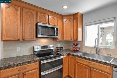 Tiny photo for 2674 E Olivera Rd Rd, Concord, CA 94519 (MLS # 41141763)