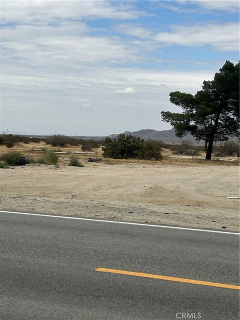 Photo of 20505 Palmdale Blvd BLVD E, Palmdale, CA 93591 (MLS # PW26102477)