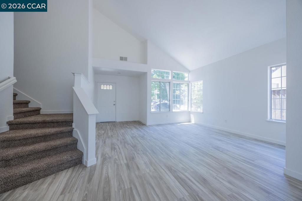 4528 Knollpark Cir
