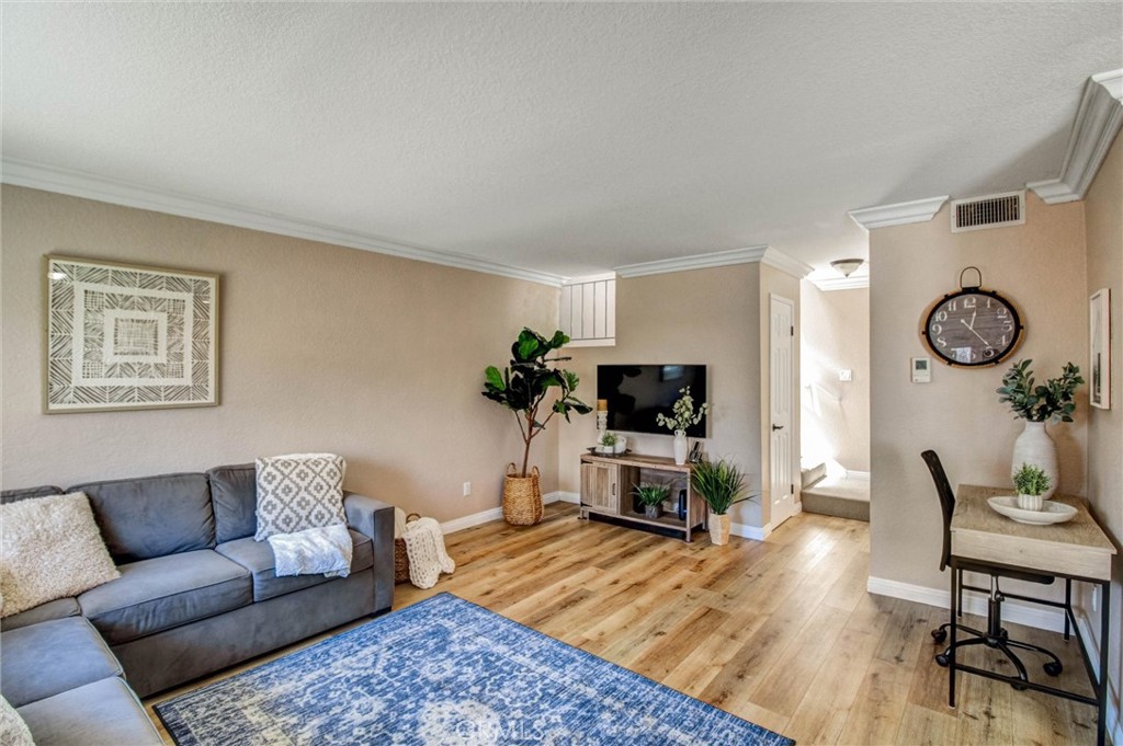 6948 Doheny B