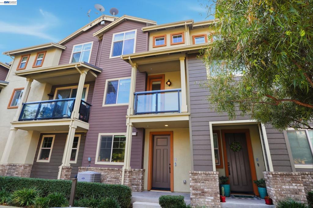 817 Tranquility Cir