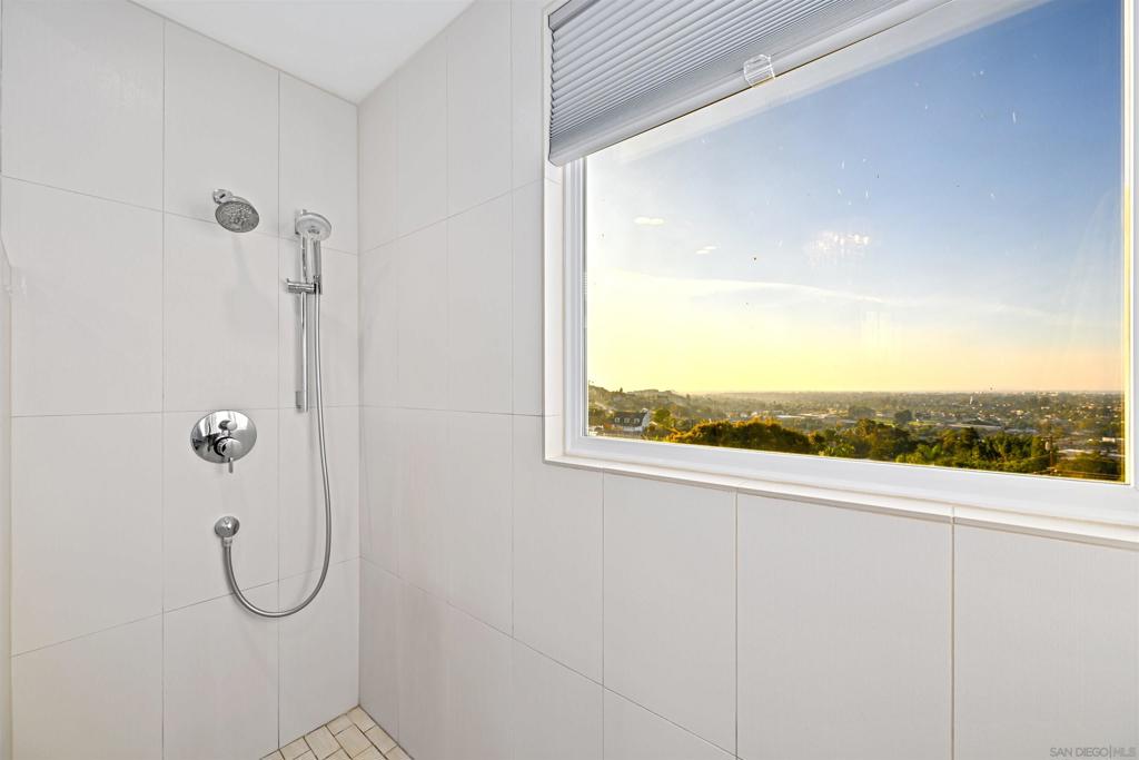 La Mesa - Residential