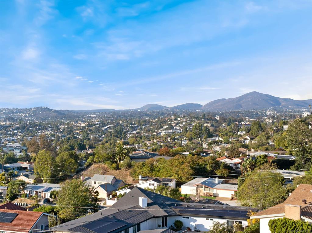 La Mesa - Residential