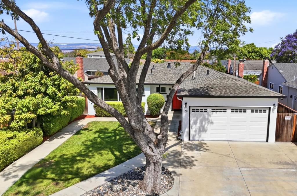3490 Flora Vista Avenue