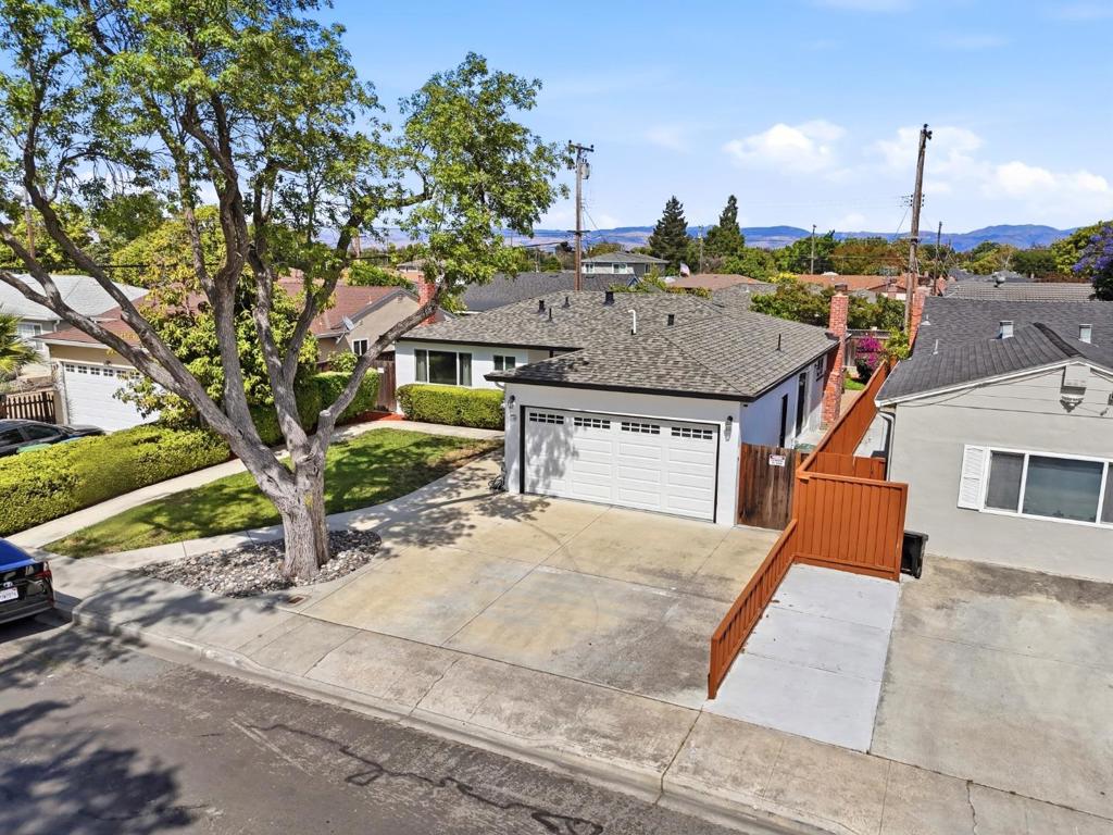 3490 Flora Vista Avenue