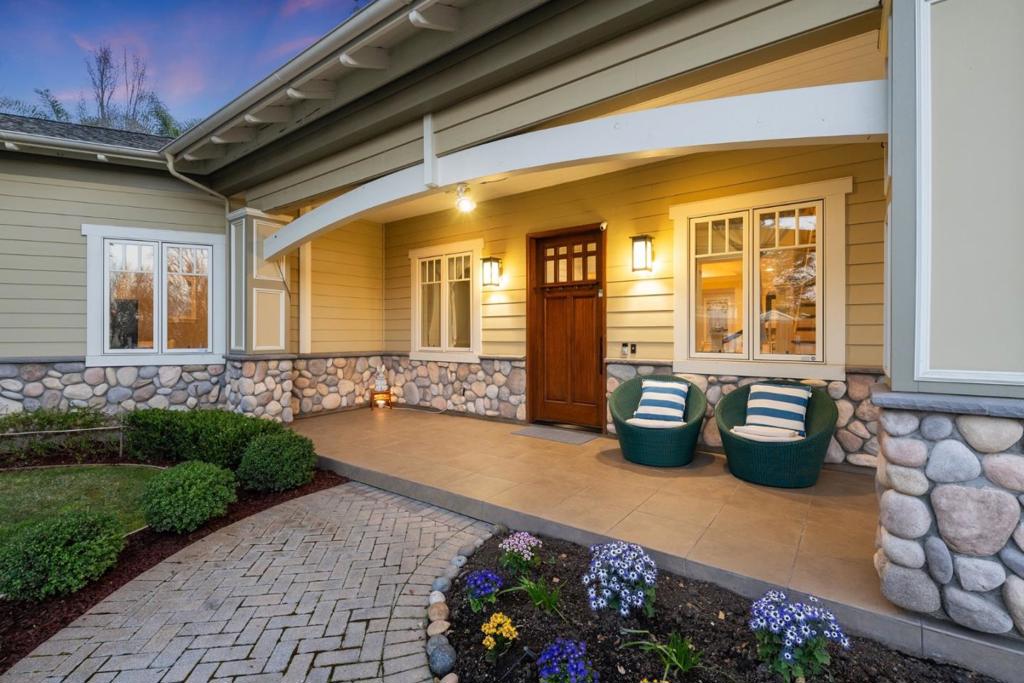 117 PANORAMA Way