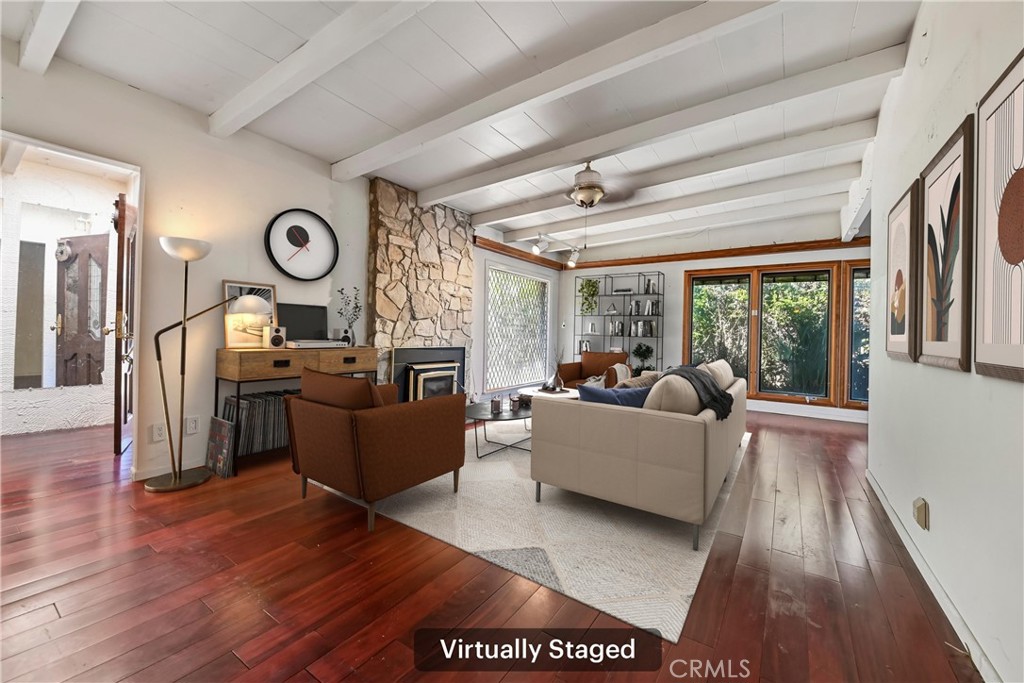96 Rockinghorse Road