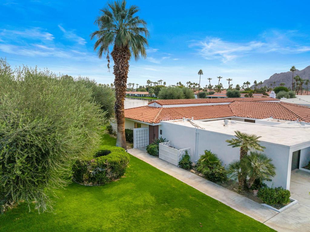 LQCC Lago La Quinta - Residential