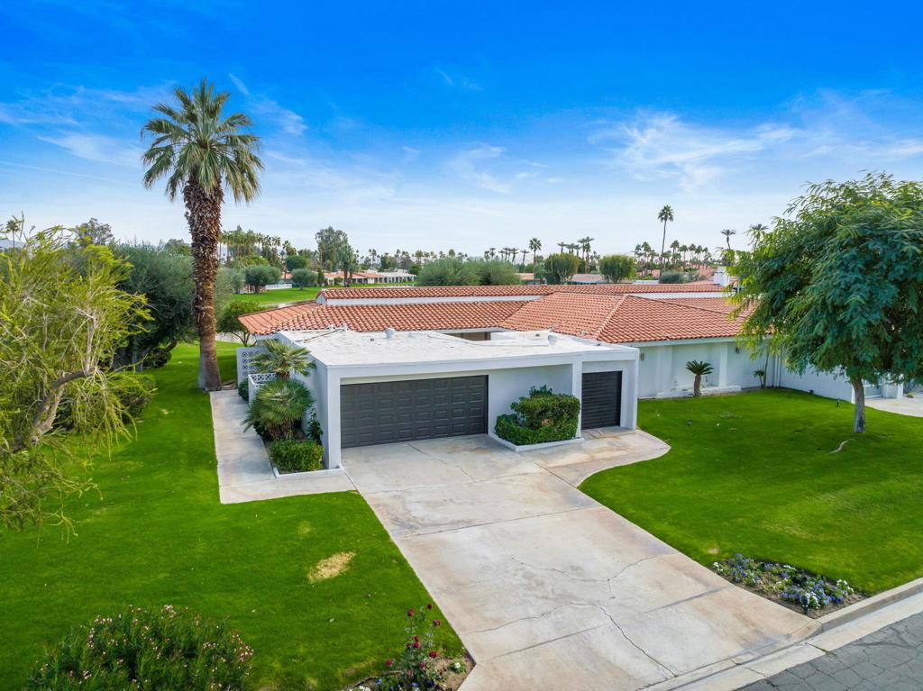 LQCC Lago La Quinta - Residential