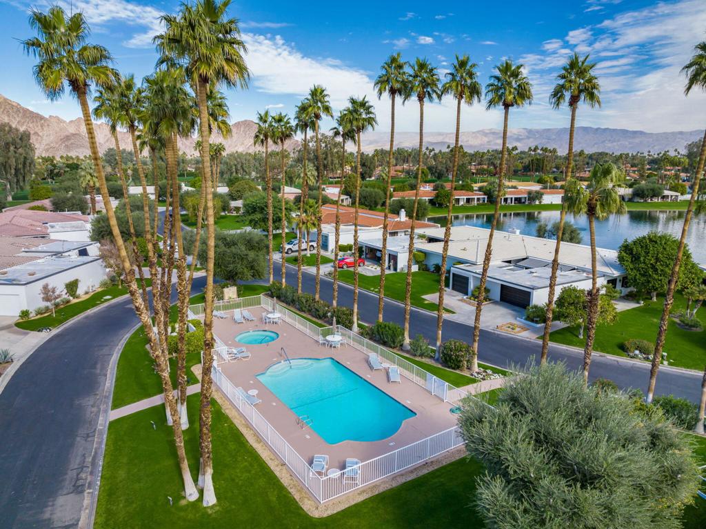 LQCC Lago La Quinta - Residential