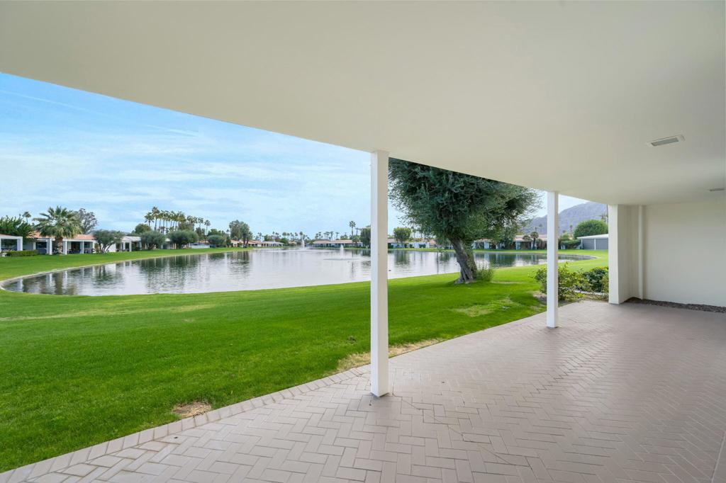 LQCC Lago La Quinta - Residential