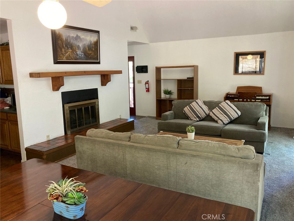 Arrowhead Woods (AWHW) - Residential Lease