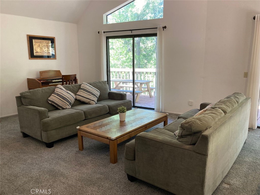 Arrowhead Woods (AWHW) - Residential Lease
