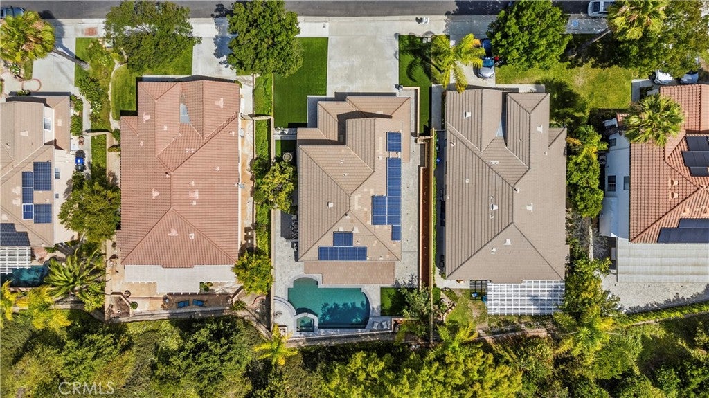 25415 Thoreau Way