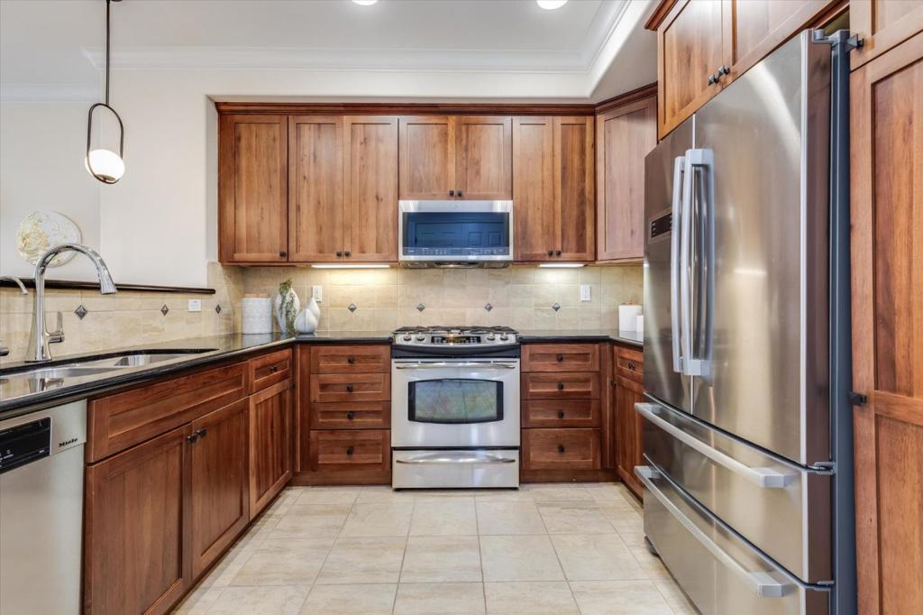 Photo of 2881 Meridian Avenue #249, San Jose, CA 95124 (MLS # ML82060868)