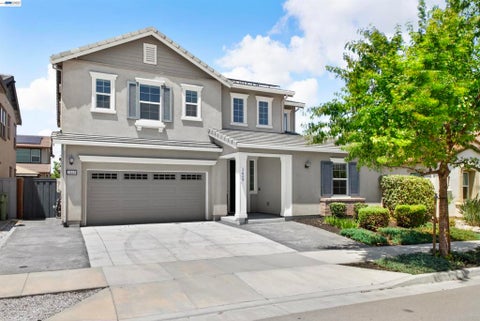 Photo of 2609 Aurora Astorga Dr DR, Tracy, CA 95376 (MLS # 41147120)