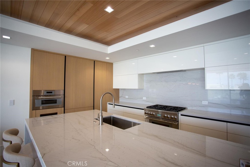 110 22nd St Unit D