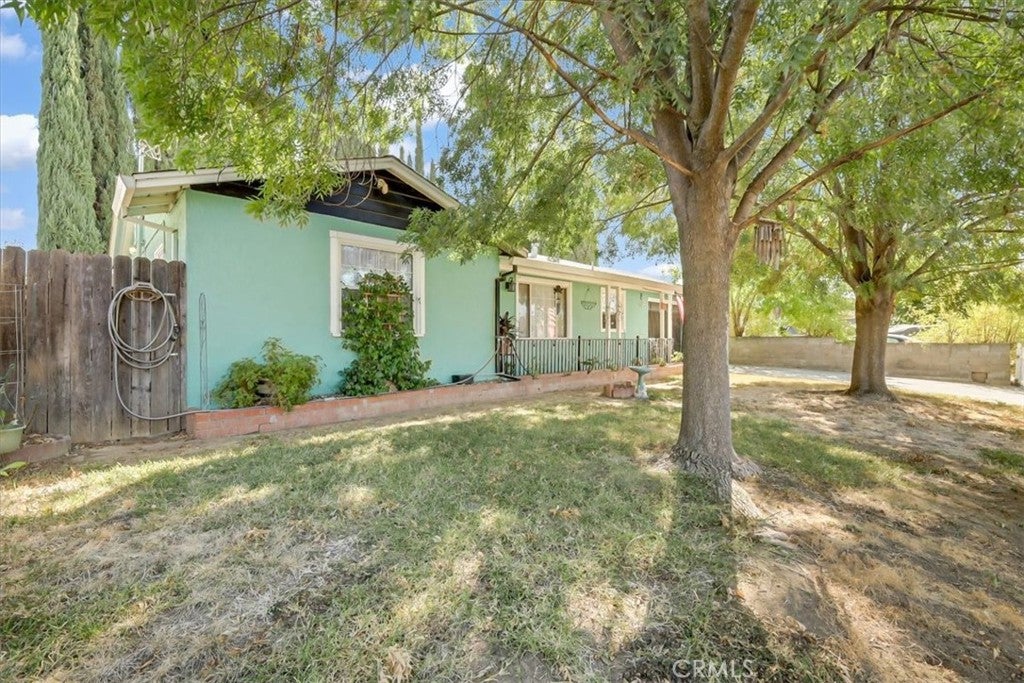 1623 Buchanan