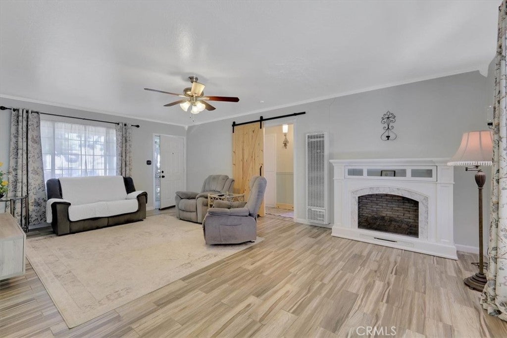 1623 Buchanan
