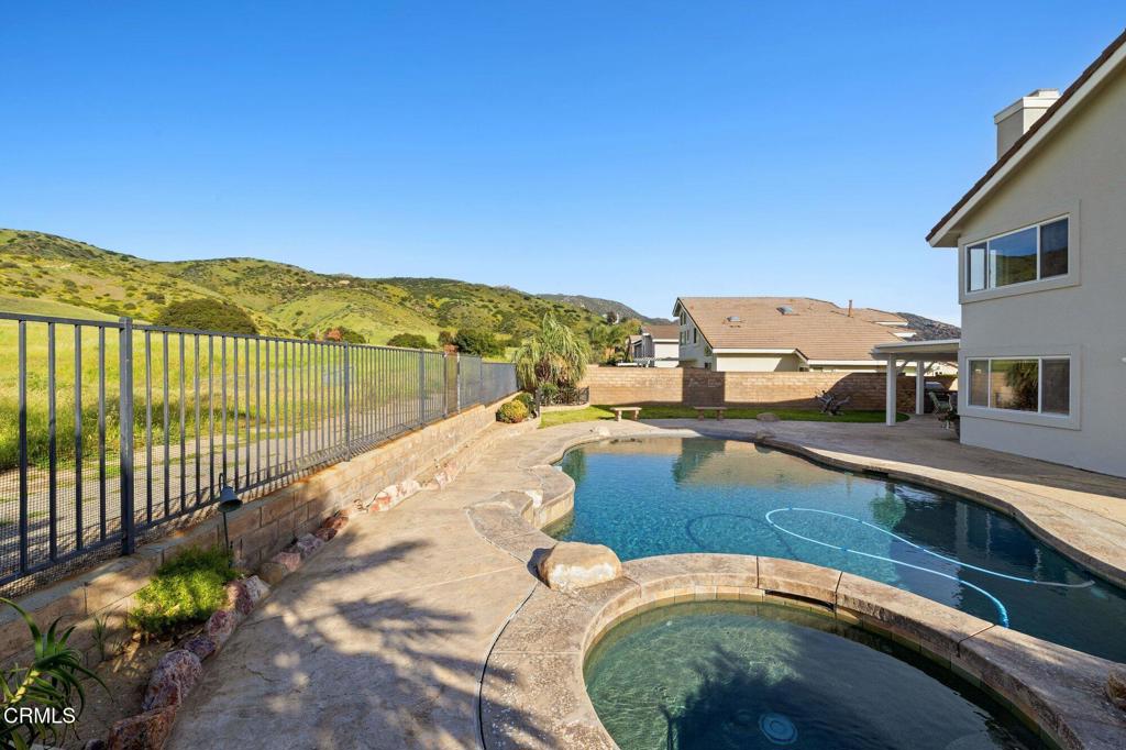 6051 Mescallero Place