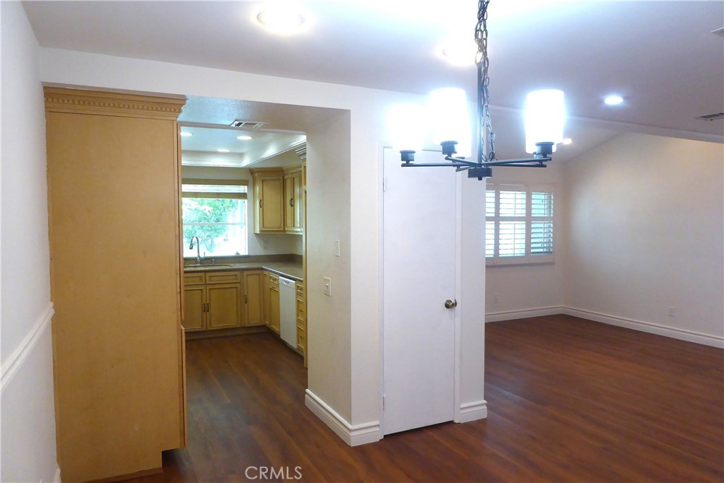 900 W Sierra Madre Avenue 184