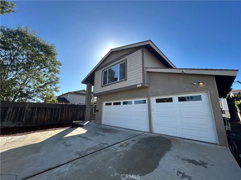 Photo of 2262 W 239th St, Torrance, CA 90501 (MLS # SB25240284)