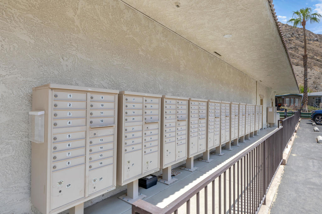 Sungate - Manufactured In Park