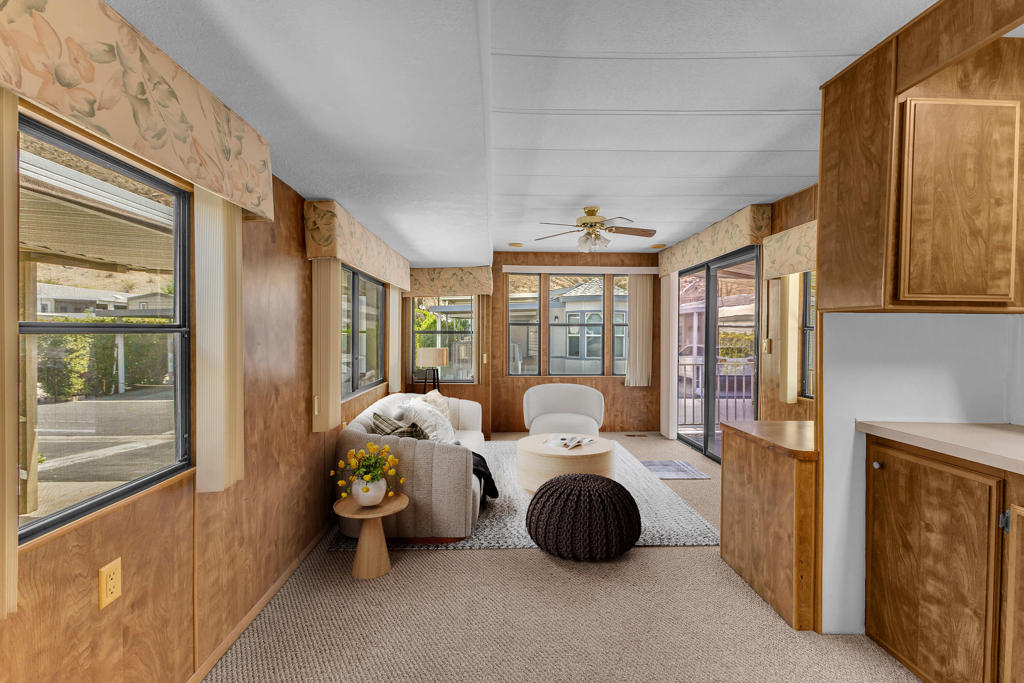 Sungate - Manufactured In Park