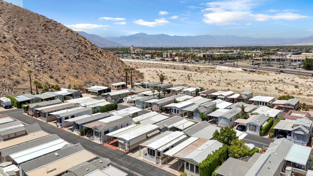 Sungate - Manufactured In Park