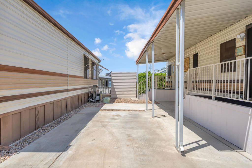 Sungate - Manufactured In Park