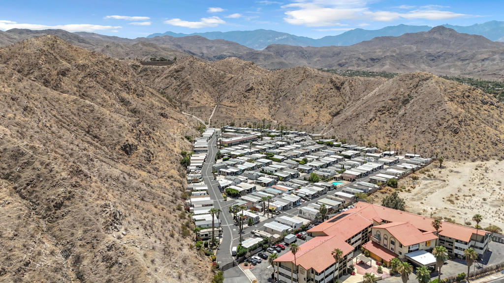 Sungate - Manufactured In Park