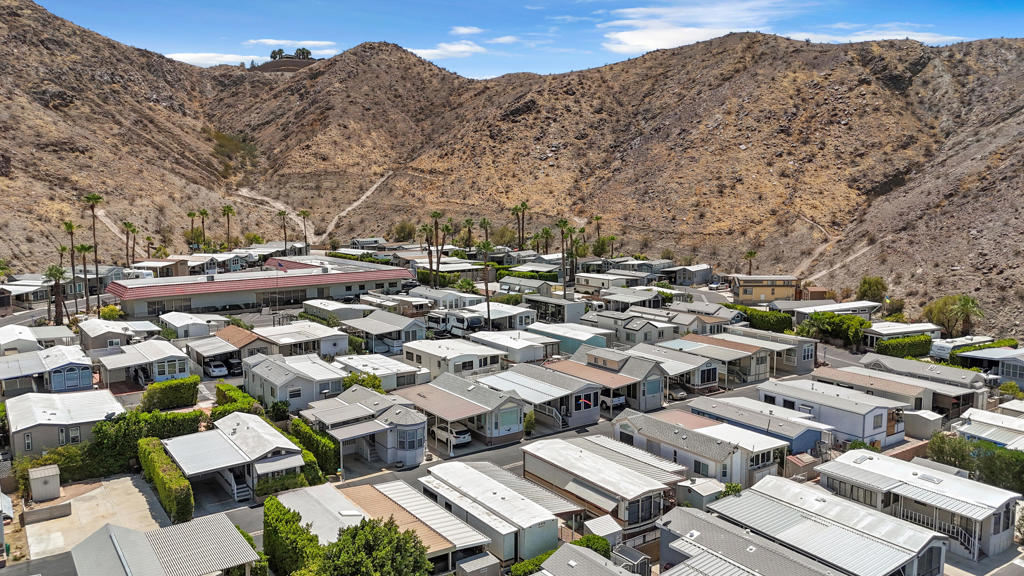 Sungate - Manufactured In Park