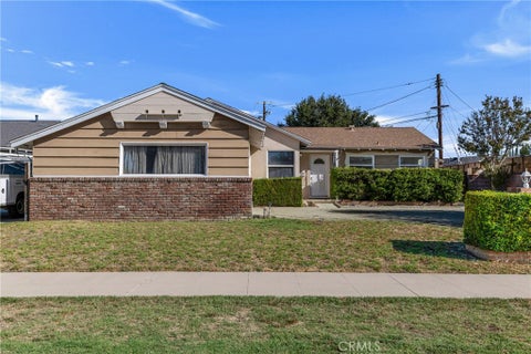 Tiny photo for 20743 Strathern ST, Winnetka, CA 91306 (MLS # SR26225013)