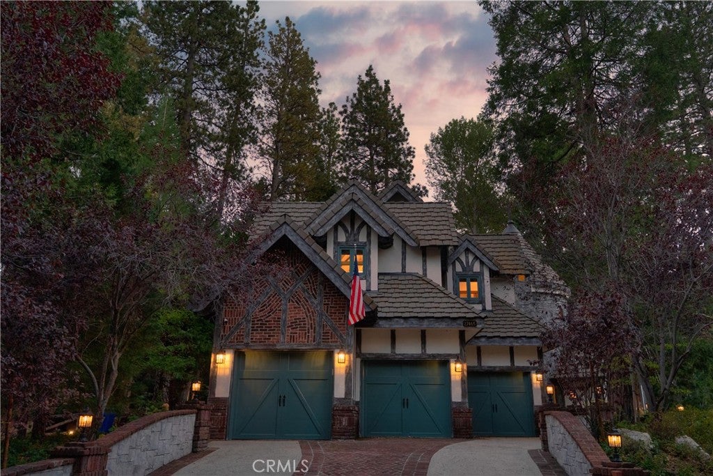 27465 Meadow Bay Drive