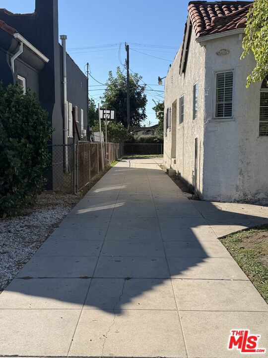 1120 W 64th Street