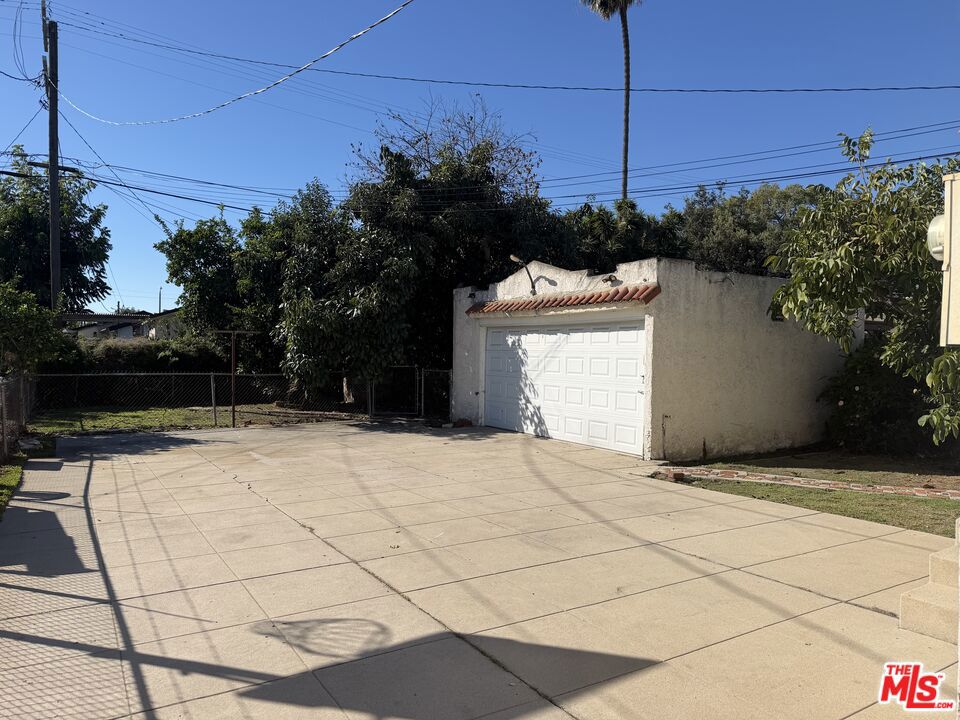 1120 W 64th Street