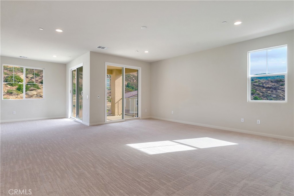 Pacific Royal Oaks - Residential