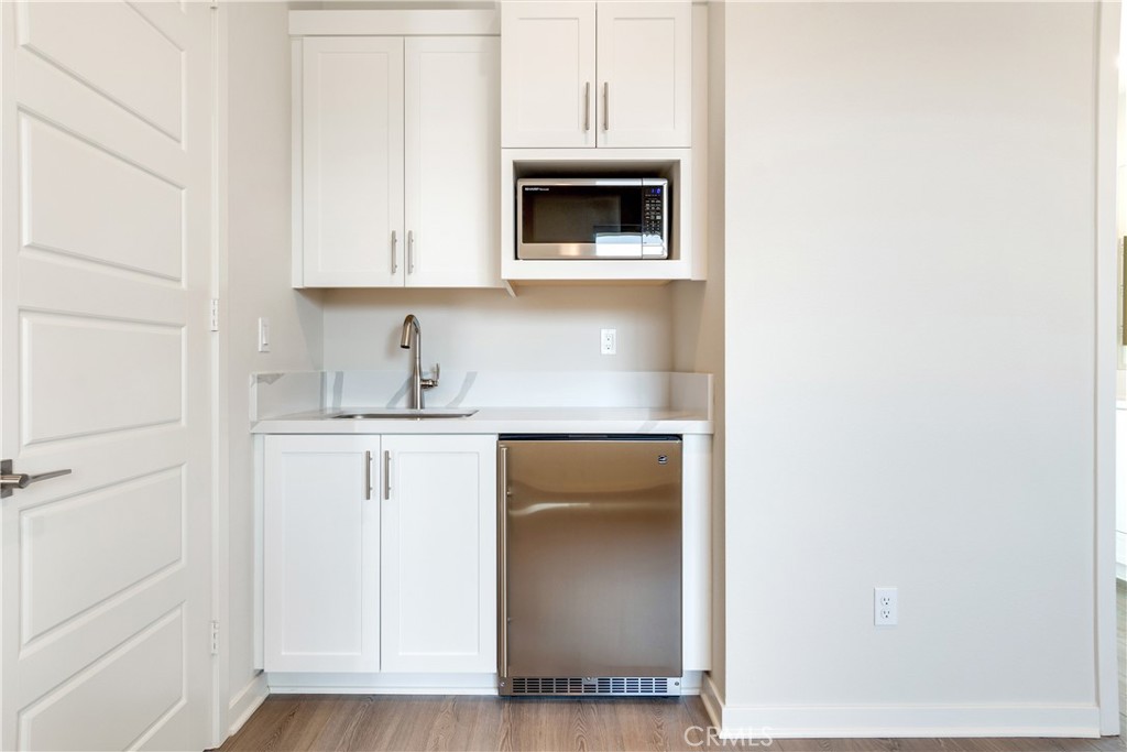 Pacific Royal Oaks - Residential