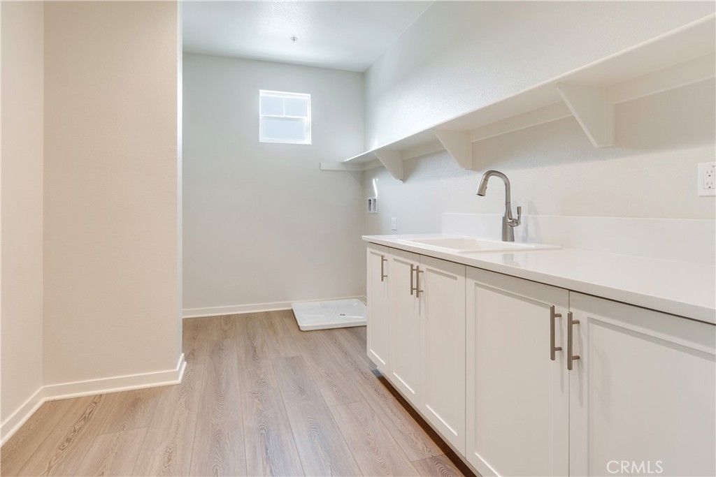 Pacific Royal Oaks - Residential