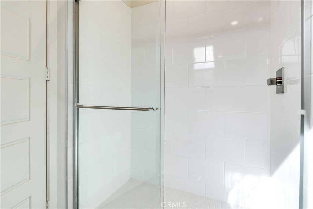 Pacific Royal Oaks - Residential