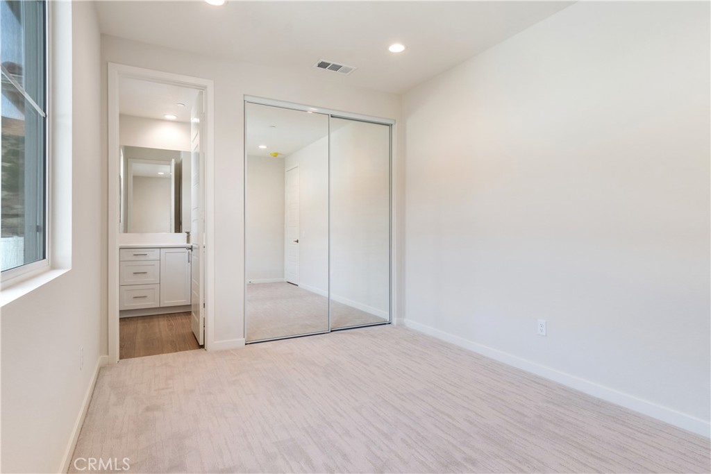 Pacific Royal Oaks - Residential