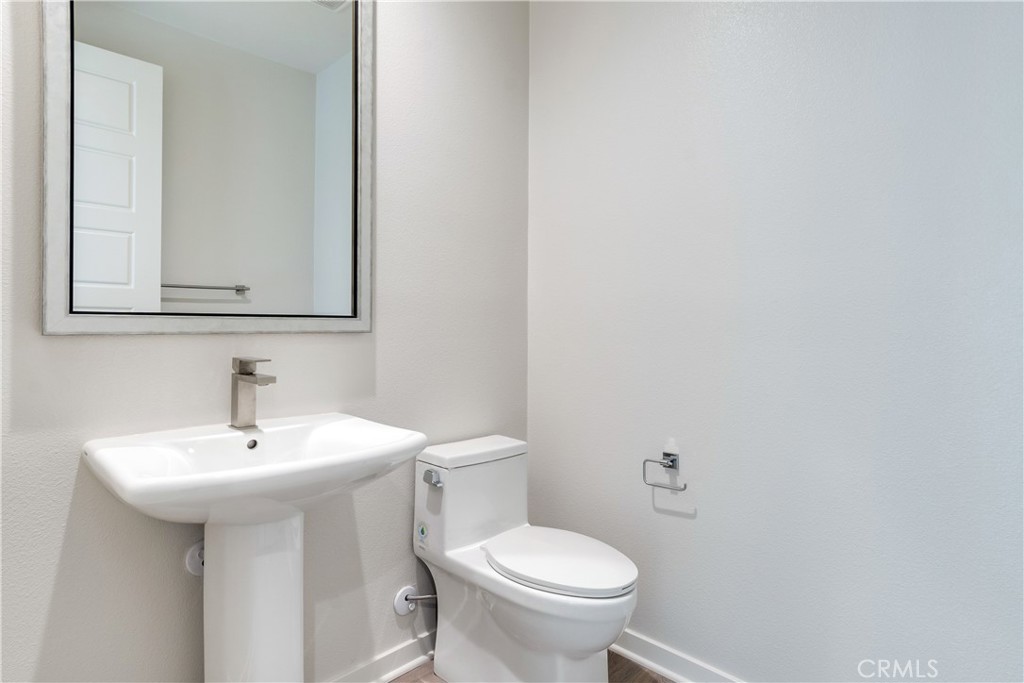 Pacific Royal Oaks - Residential