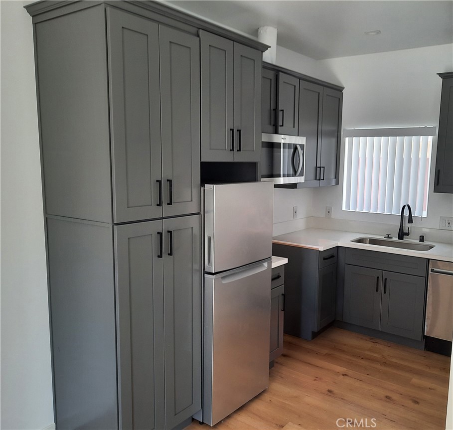 515 W 3rd