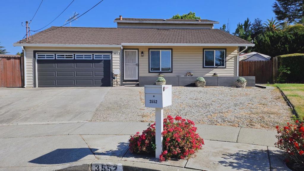 3552 Donald Court