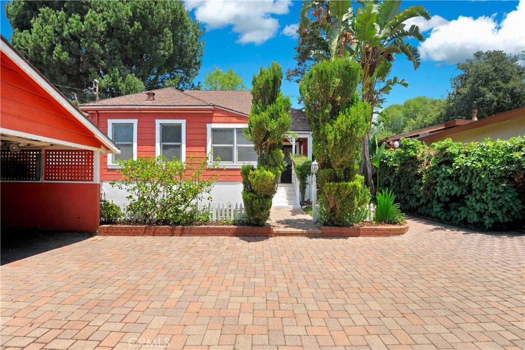 703 Manzanita