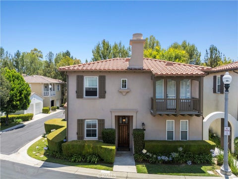 Photo of 27008 Monterey Avenue, Valencia, CA 91355 (MLS # SR26135780)