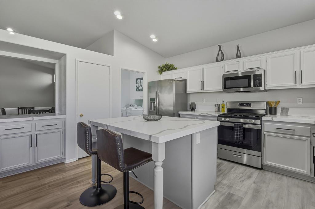 47666 Margarita Street