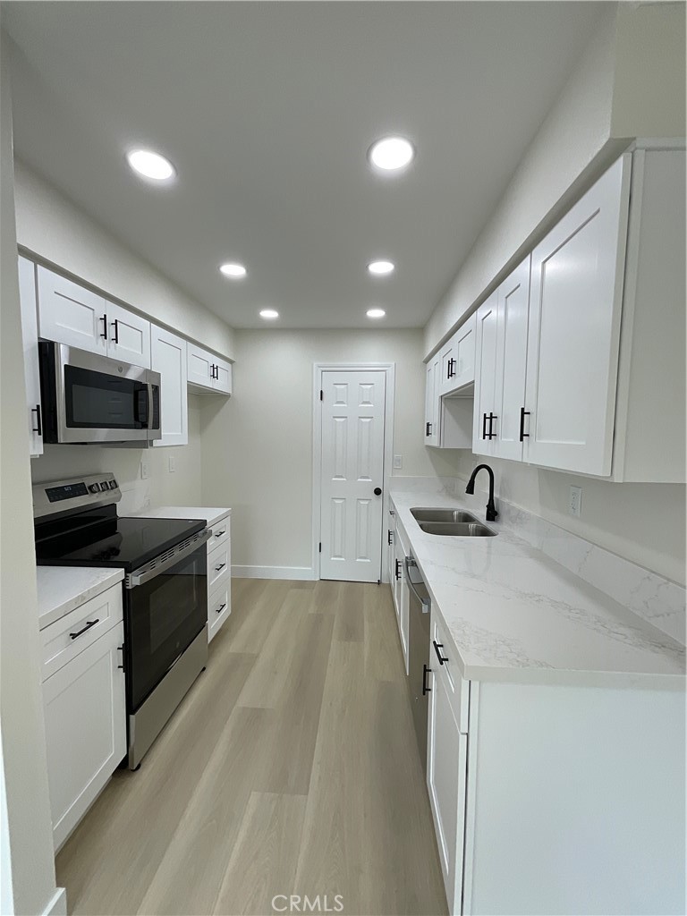 Villa Pacific (VPAC) - Residential Lease