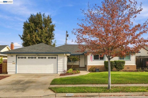 Photo of 38844 Roanoke Way WAY, Fremont, CA 94536 (MLS # 41152640)