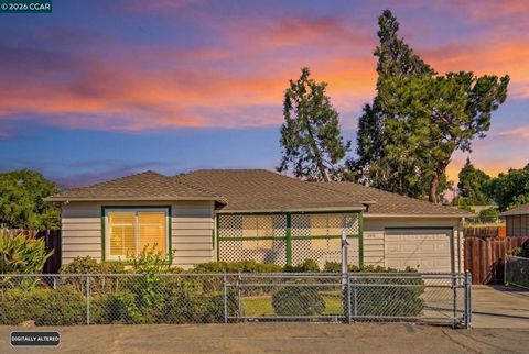 Photo of 2912 Knoll Dr Dr, Concord, CA 94520 (MLS # 41131159)